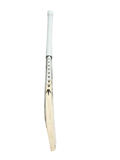 MIDS Legacy 7* Cricket Bat | Quality Professional Hand Picked Cricket Bats | BB International Cricket Bats