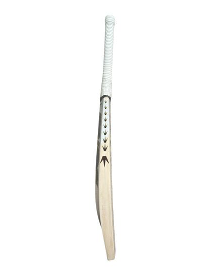 MIDS Legacy 7* Cricket Bat | Quality Professional Hand Picked Cricket Bats | BB International Cricket Bats