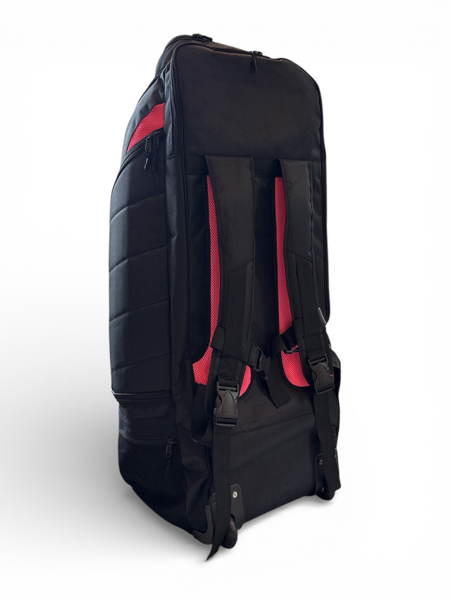 BB International - Black Edition Wheelie Bag