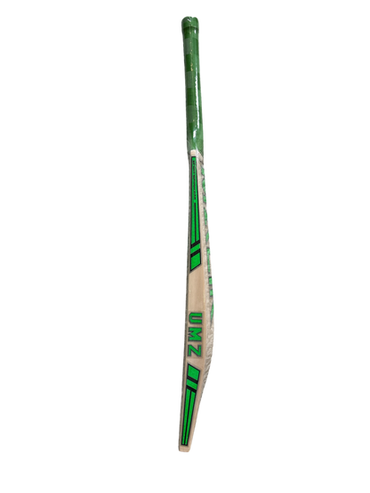 MB Malik Vintage 7* Cricket Bat | Quality Professional Hand Picked Cricket Bats | BB International Cricket Bats
