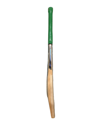 D&amp;P Vector 900 Cricket Bat | Quality Professional Hand Picked Cricket Bats | BB International Cricket Bats