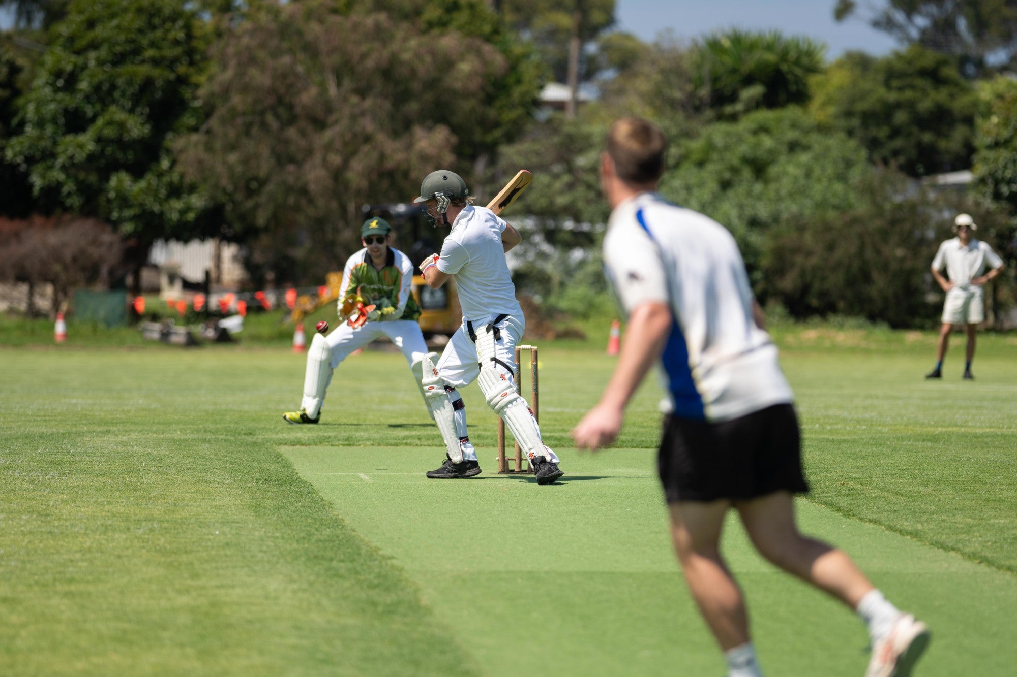 Quality Professional Hand Picked Cricket Bats | BB International Cricket Bats