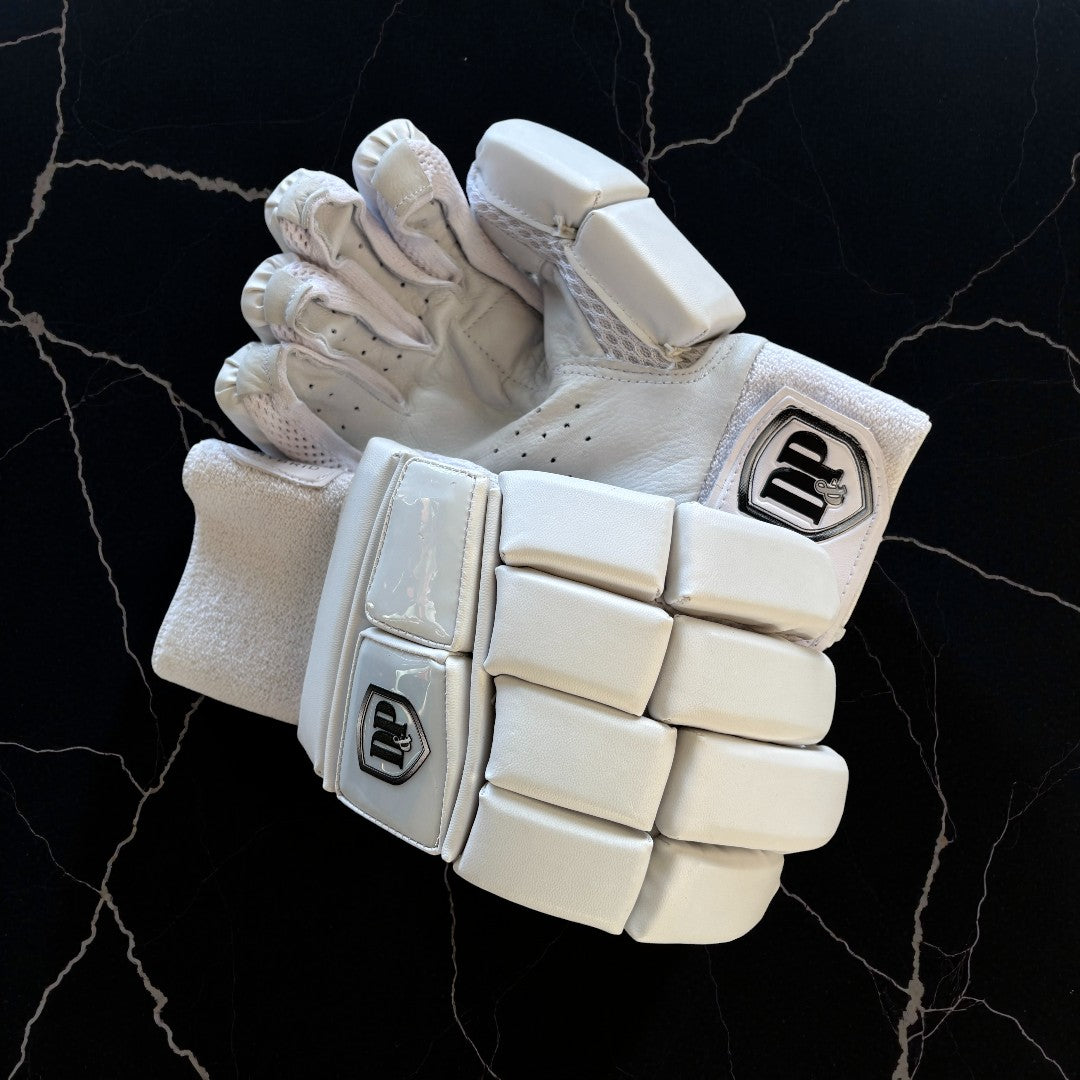 D&amp;P - Hybrid II Batting Gloves (Junior)