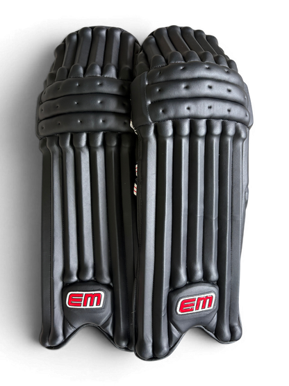 EM - Pro Players Edition Batting Pads - Black