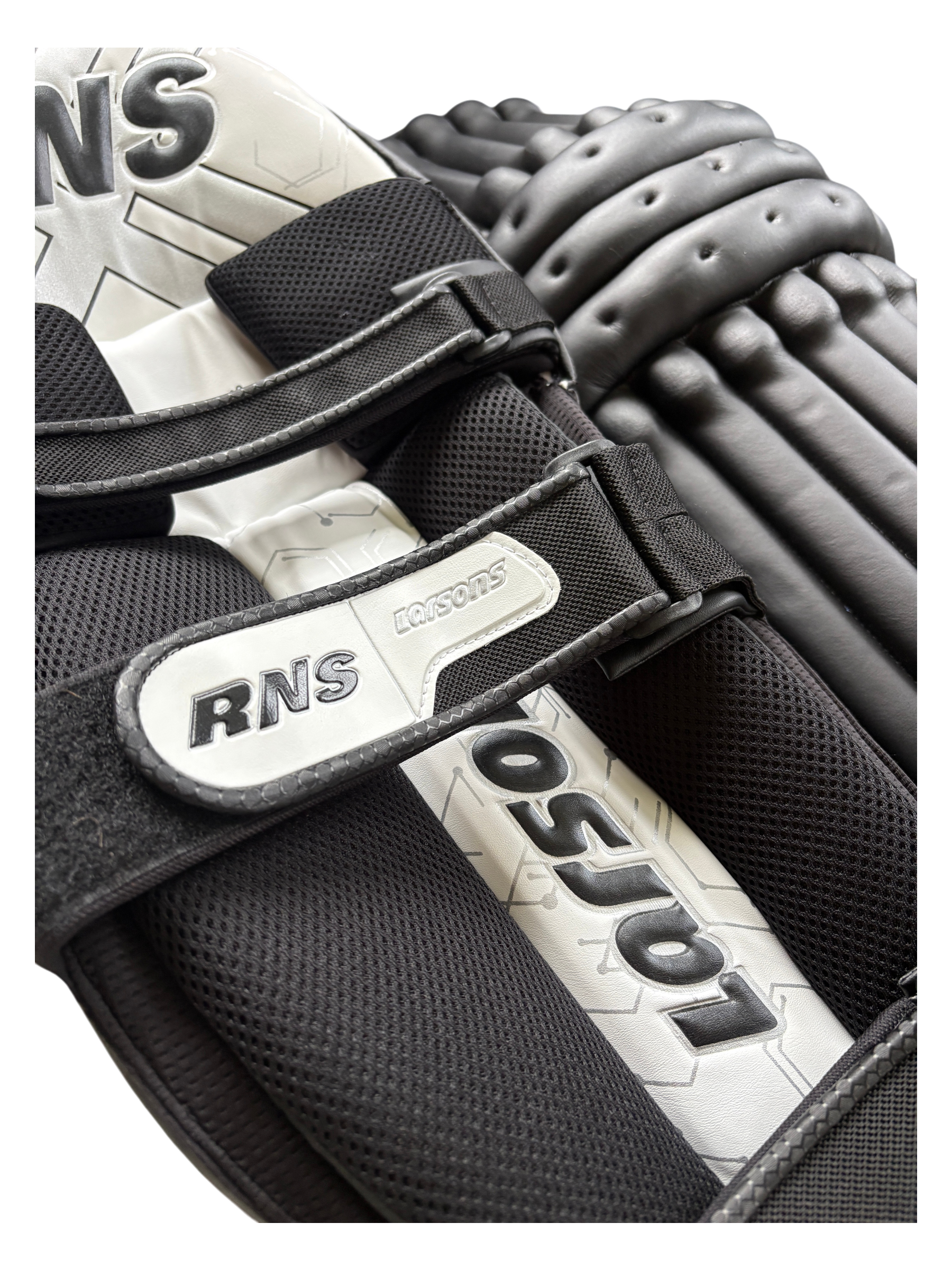 RNS - A1 Extreme Batting Pads - Black