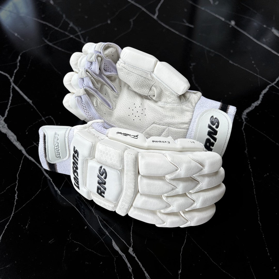RNS Larsons - A1 Extreme Batting Gloves (Pittards) - White